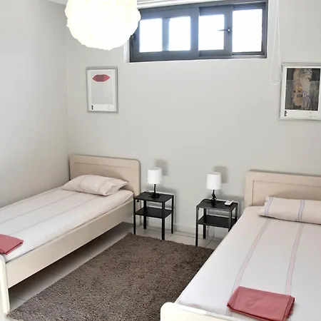Ferienwohnung Polles Εlies Cozy Αpartment Aegina Exterior foto